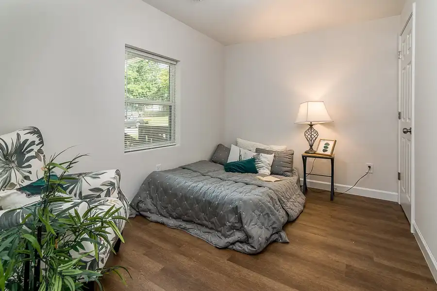817 Opal Street project photograph 16